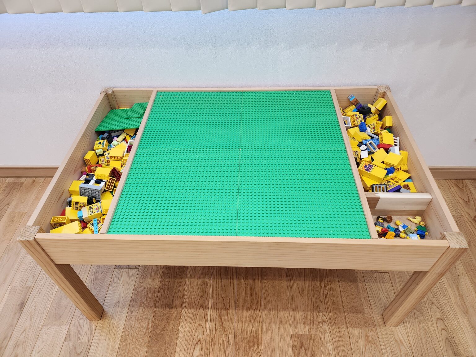 【LEGO】レゴブロックテーブル【DIY】 - DIYパパの子育て奮闘記